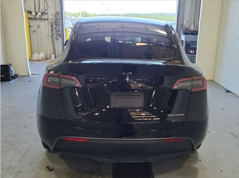 tesla model y 2023 7SAYGDEE1PF835467 image tesla model y 2023 7SAYGDEE1PF835467 image